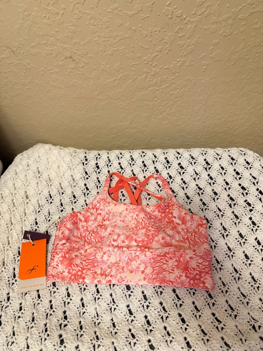 Freely Girls/Women’s size Large Coral Floral High-Neck Sports Bra NWT - Picture 5 of 8